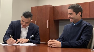 Bono de 20 millones de dólares por la firma de Machado con los Padres