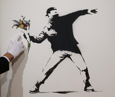Vendida por $249 mil una icónica obra del grafitero Banksy