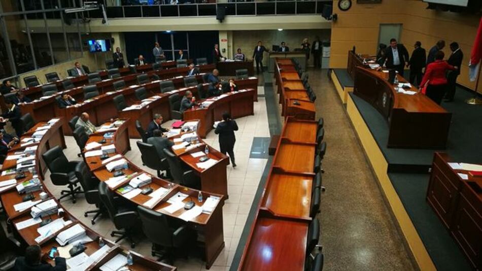 Bajan a primer debate polémico proyecto sobre titulación en área protegida en Donoso