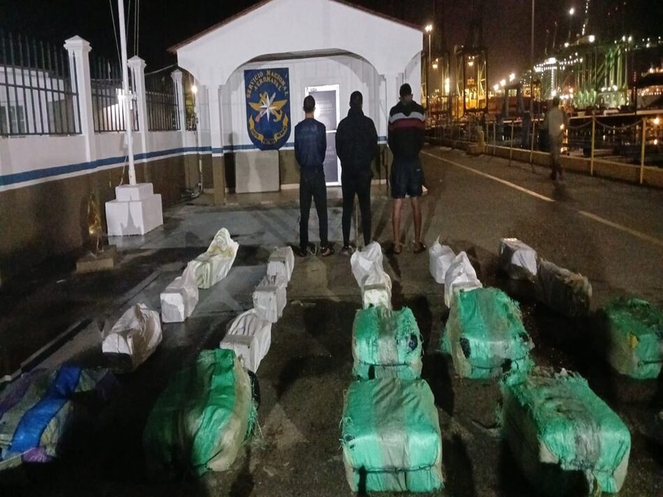 Transbordo de cocaína en contenedores expone desafíos en los puertos panameños
