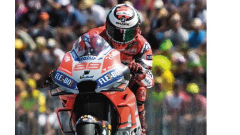 Lorenzo gana un dramático pulso a Márquez en Austria