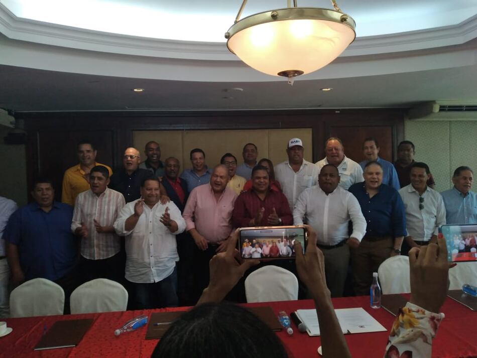 La mayoría de los diputados de la actual bancada del PRD se aseguraron su candidatura para las elecciones de 2024