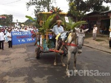 Conmemoran fiestas patrias en Soná