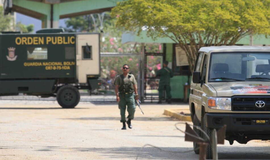 Motín: Asesinan a 12 reclusos y balean a otros 11 en cárcel de Venezuela