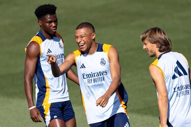 Ancelotti: ‘Mbappé ha entrado en el vestuario con humildad’