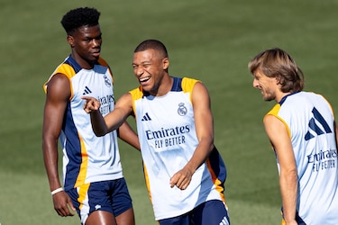 Ancelotti: ‘Mbappé ha entrado en el vestuario con humildad’