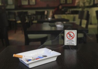 Tabacaleras demandan a agencia federal por etiquetas