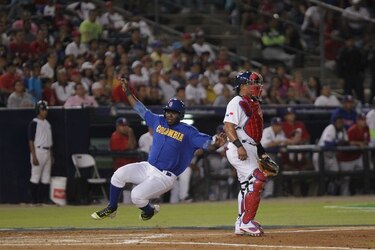 Colombia vence a Panamá