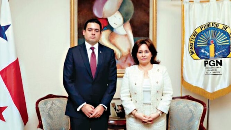 Procuradores Porcell y González, en la agenda de la transición