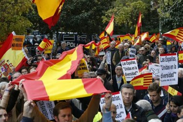 Ministro español alerta de un riesgo ‘real’ de violencia en Cataluña
