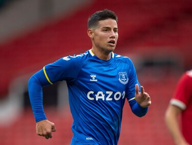 James Rodríguez, entre los cinco jugadores del Everton aislados