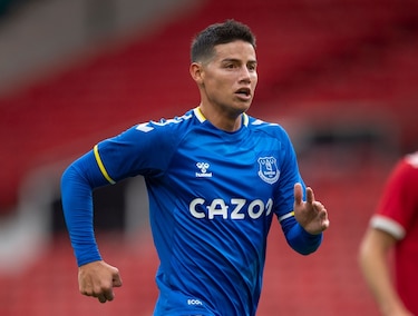 James Rodríguez, entre los cinco jugadores del Everton aislados