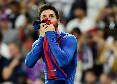 Messi anuncia que se queda en el Barcelona