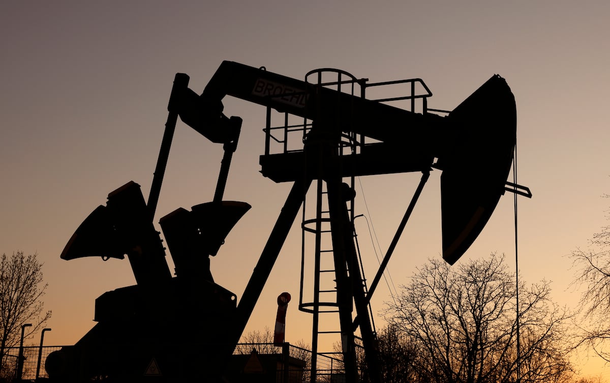 Panamá frente a la tormenta petrolera:  hora de elegir entre supervivencia y liderazgo
