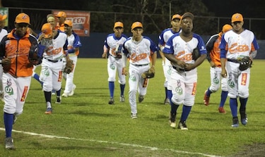 Los Potros del Este ganan y avanzan en el torneo juvenil