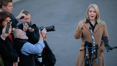 La pariente brasileña de la portavoz de la Casa Blanca, Karoline Leavitt, que fue arrestada por agentes de inmigración de EU y ahora podría ser deportada