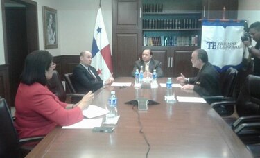Alfredo Juncá se reúne con Erasmo Pinilla, quien entrega hoy el despacho