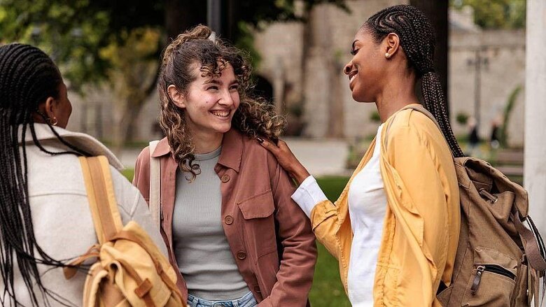 "Muchos adolescentes ni siquiera alcanzan a imaginar cómo es vivir con privacidad"