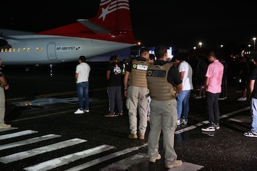 Panamá ha deportado 433 migrantes en un mes como parte del acuerdo con Estados Unidos