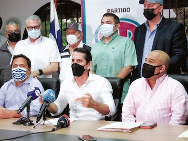 Roux dicta la línea a la bancada de CD: que respeten los acuerdos consensuados en las reformas electorales 