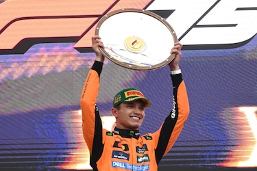 Norris se impone en la locura de la lluvia en Melbourne, confirmando la amenaza de McLaren