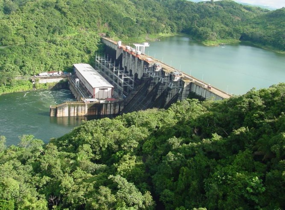 Obra en lago Bayano causa dudas