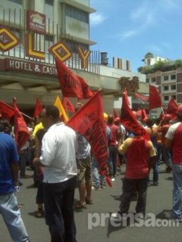 Sindicalistas exigen derogación de la Ley 30