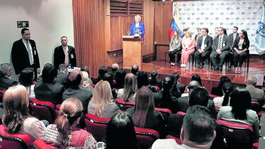 Fiscal general ‘reconoce’ ruptura democrática