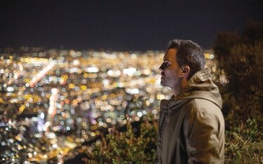 Una serie propone el diálogo