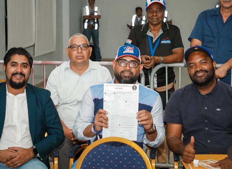 Los VIP de la Asamblea Nacional: exdiputados, exfuncionarios y el club de amigos ¿quiénes son?