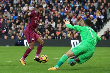El City no baja el ritmo; United vence al Tottenham