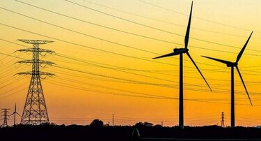México prevé que mitad de electricidad sea renovable en 2050