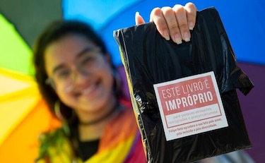 Corte Suprema de Brasil prohíbe al alcalde de Río censurar libros LGBT