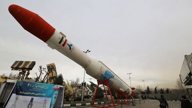 Irán realiza con 'éxito' prueba de misil de crucero de largo alcance