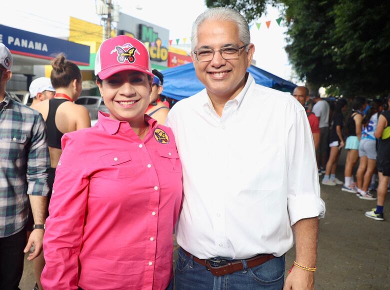 Todas las fotos de los candidatos presidenciales en Bugaba