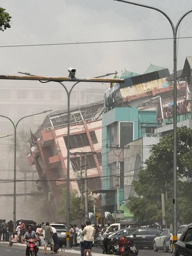 Pánico en Bangkok: Un edificio colapsa tras sismo y deja más de 80 atrapados