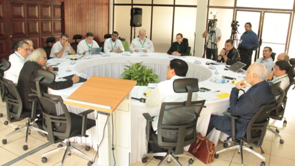 Gobierno de Nicaragua comienza el diálogo con los opositores