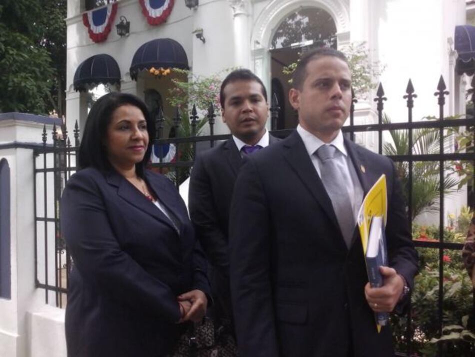 Presentan denuncia penal por faltante de un millón de dólares en la Lotería Nacional