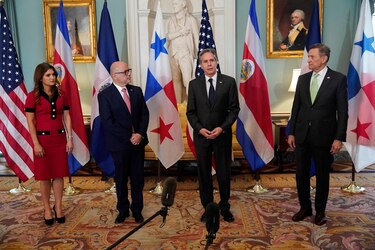 Canciller Mouynes se reúne en Washington con el secretario de Estado de Estados Unidos