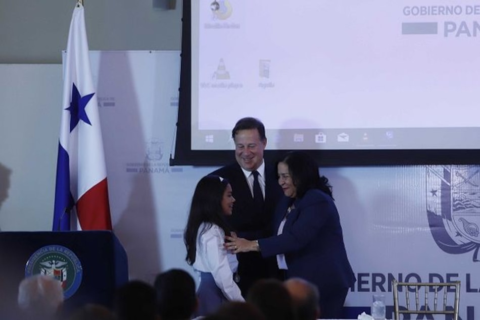 252 estudiantes reciben la medalla al mérito Guillermo Andreve