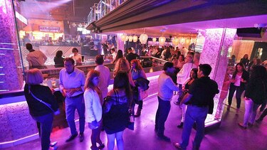 Discotecas de Cataluña y Baleares reabren sus puertas, pero con pasaporte sanitario