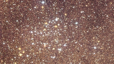 La espectacular imagen captada por un telescopio que muestra 60 millones de estrellas a la vez en la Vía Láctea