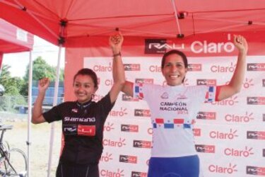Chiricanos barren en la contrarreloj