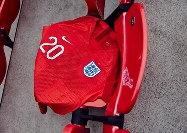 Inglaterra revela los uniformes que podría utilizar ante Panamá en el Mundial