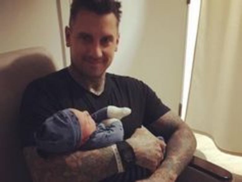 Pink anuncia el nacimiento de su segundo hijo Jameson Moon Hart