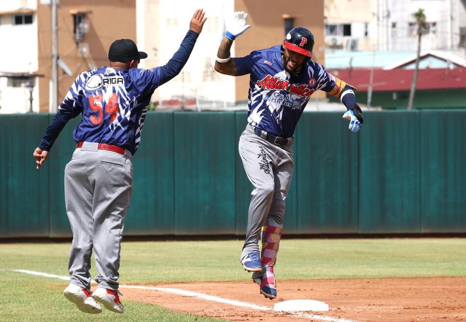 Los Atlánticos ya están en la final de Probeis