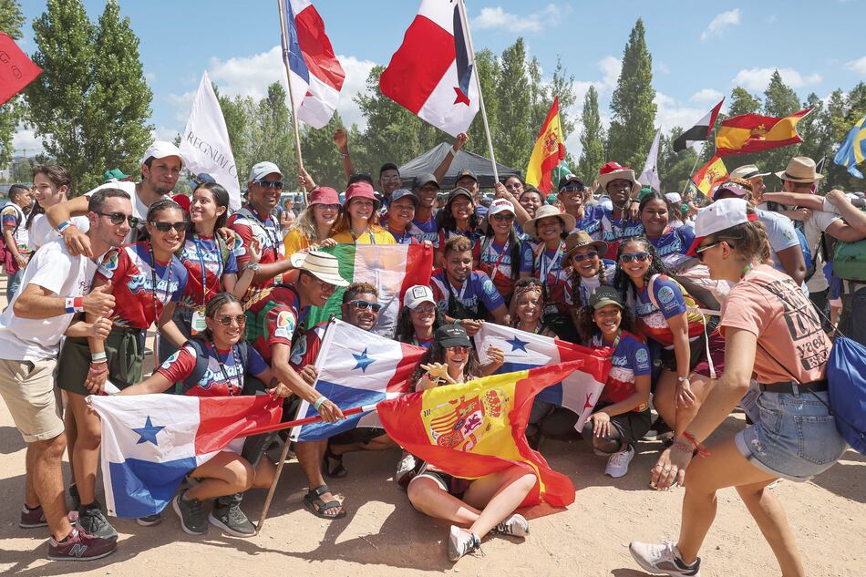 Miles de peregrinos llegan a Portugal para asistir a la JMJ