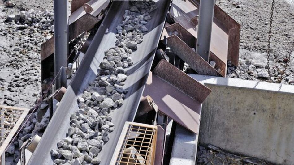 China advierte bloqueo para participar en mercado de litio