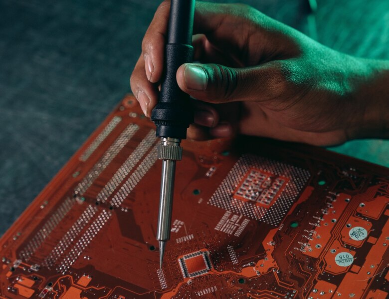 Estiman en $600 millones el costo de instalar una ensambladora de semiconductores en Panamá