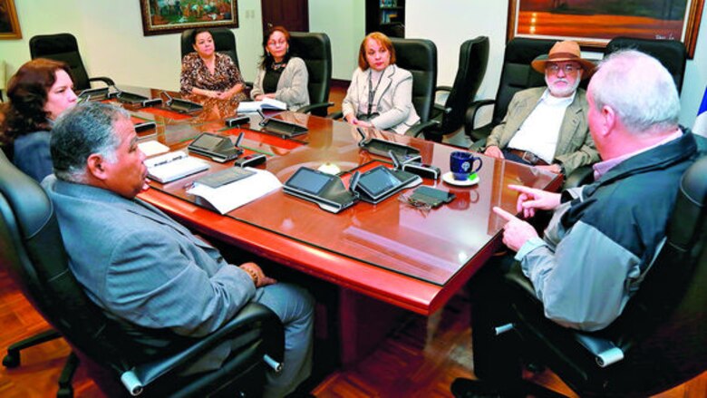 Fiscalía pide audiencia para imputar cargos por el expediente sustraído del caso Financial Pacific